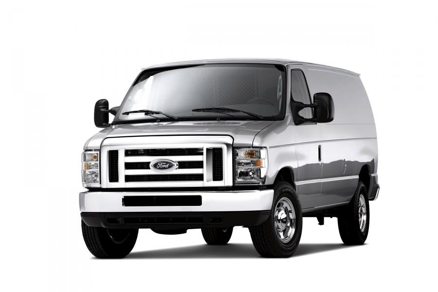  Ford E Series 2008 года  (фото 16 из 43)